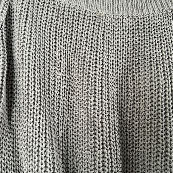 Knit sweater - Picture 2 of 2